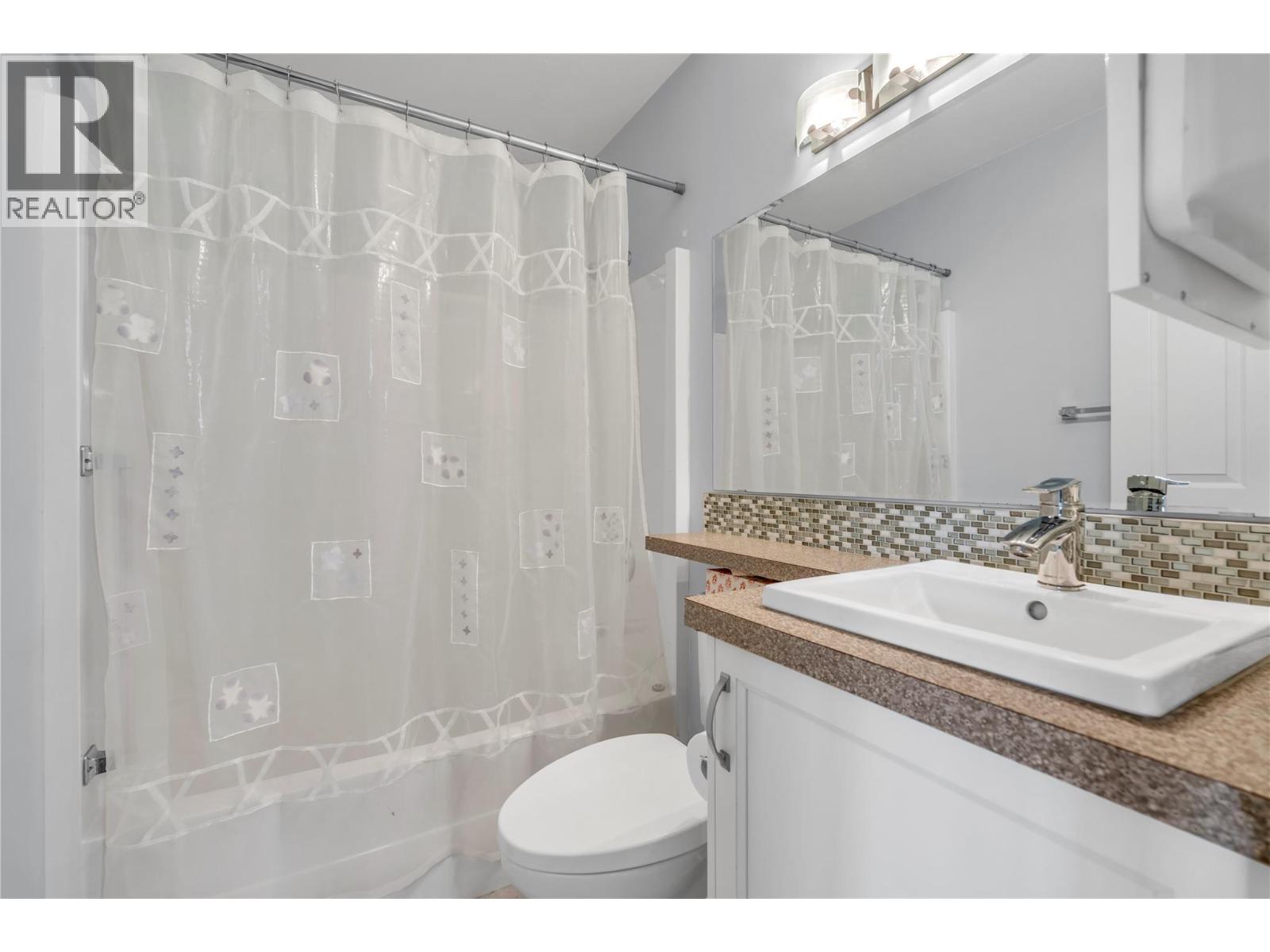 #101 336 VANCOUVER Avenue - 27