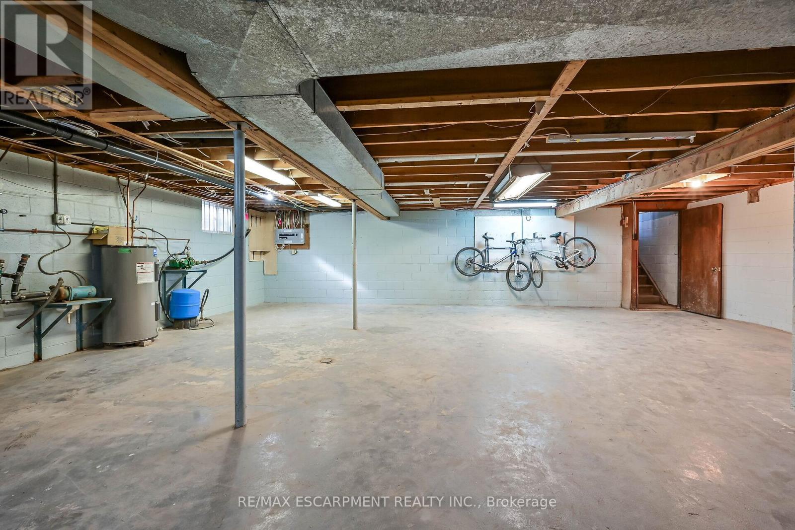 4024 RIVER ROAD - 34