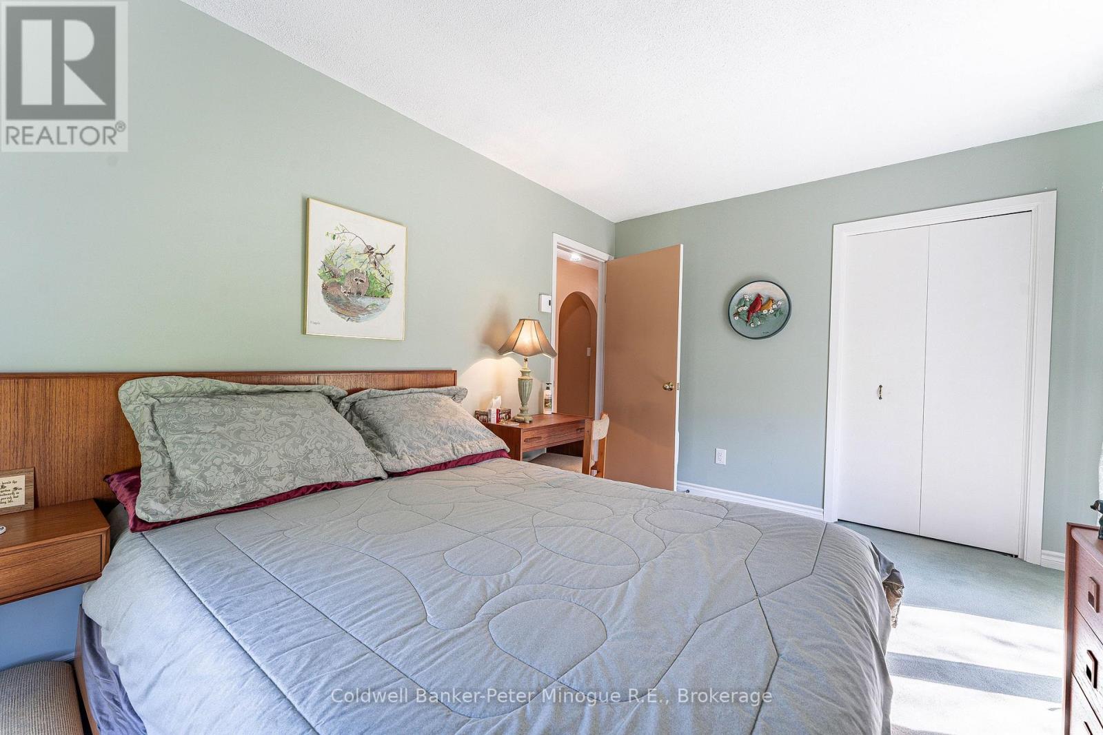 49 CATHERINE DRIVE - 25