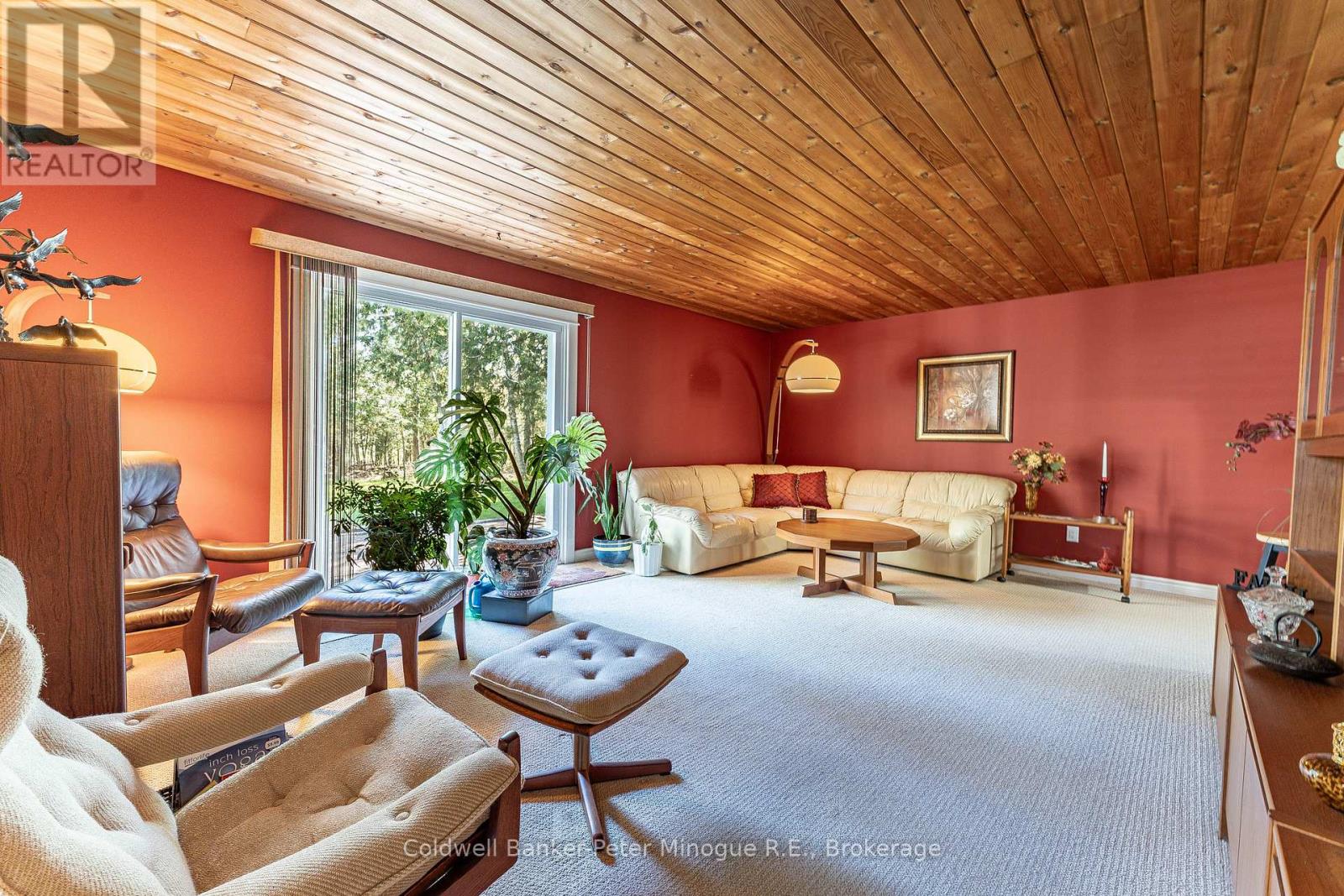 49 CATHERINE DRIVE - 32