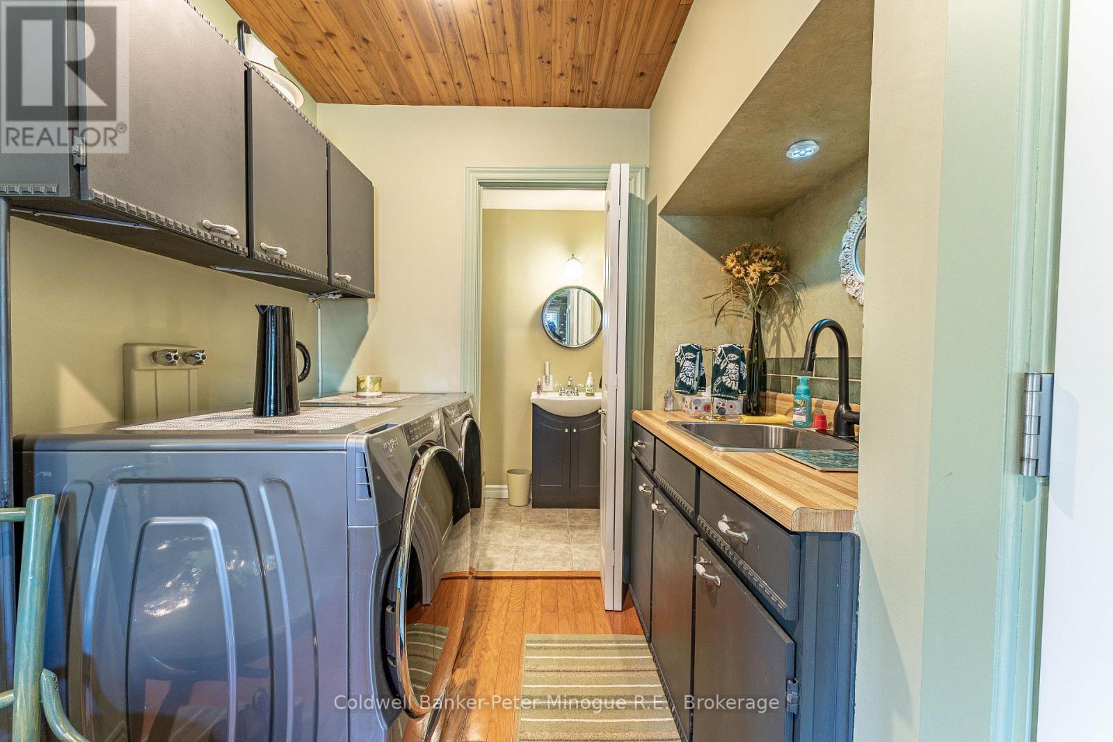 49 CATHERINE DRIVE - 37