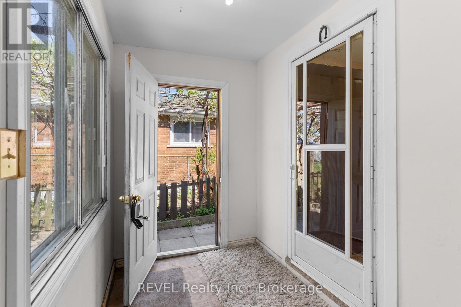 6401 TAYLOR STREET - 17