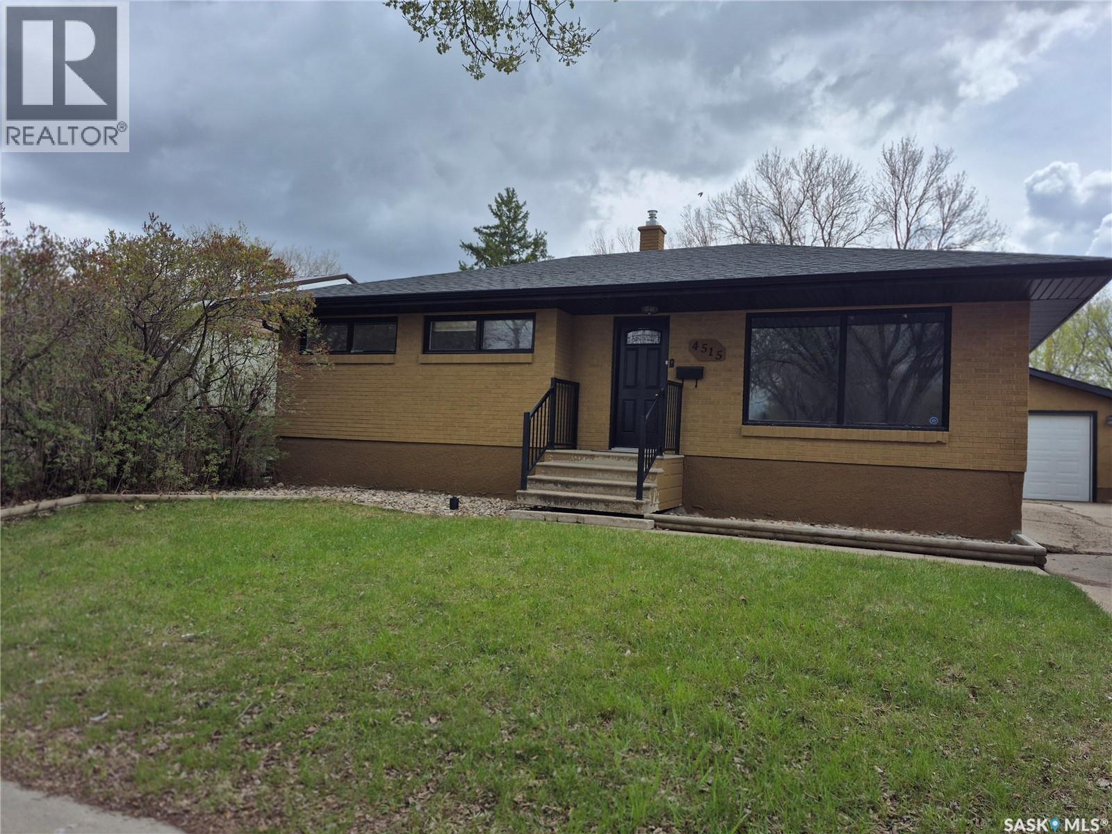 4515 Sherwood DRIVE - Image 2