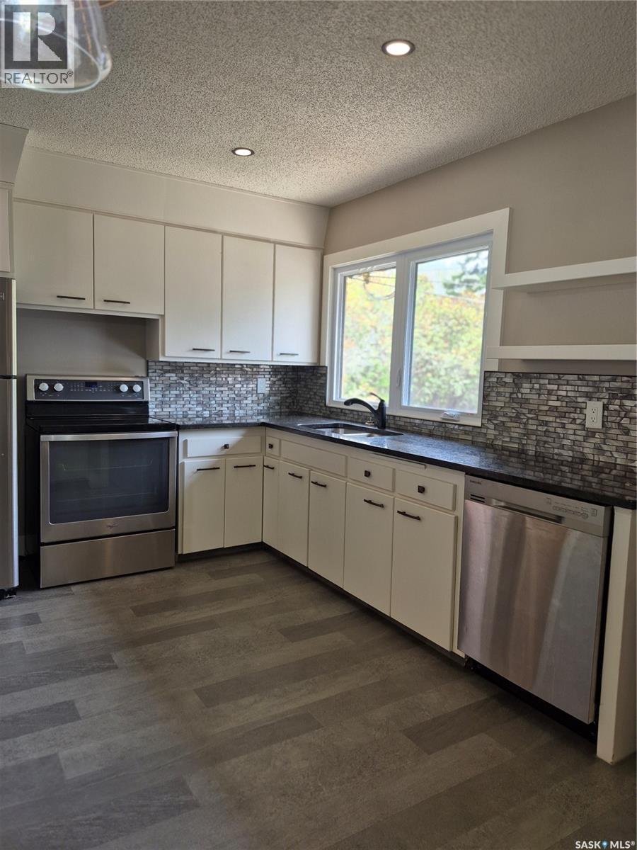 4515 Sherwood DRIVE - 27