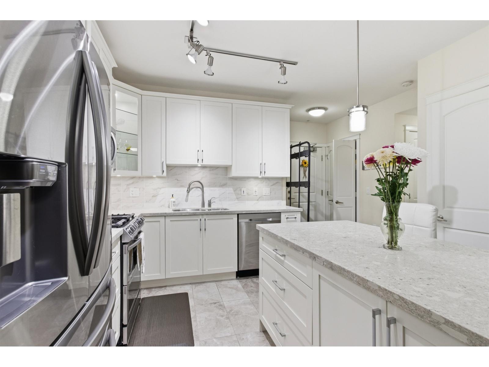109 8526 202B STREET, Langley