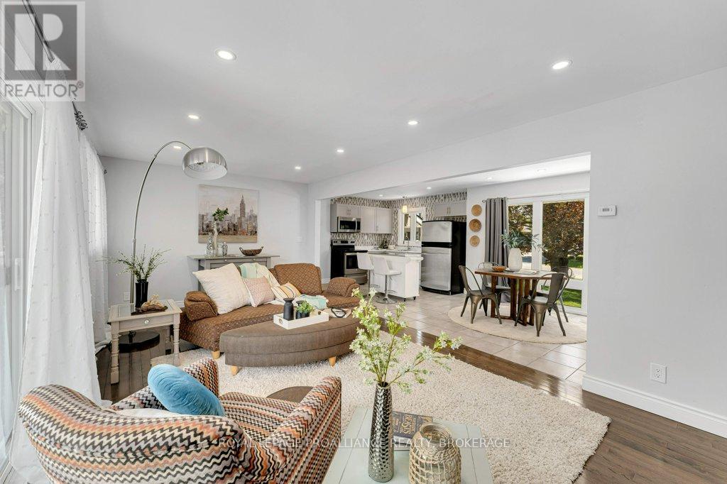 168 AVENUE ROAD - 12