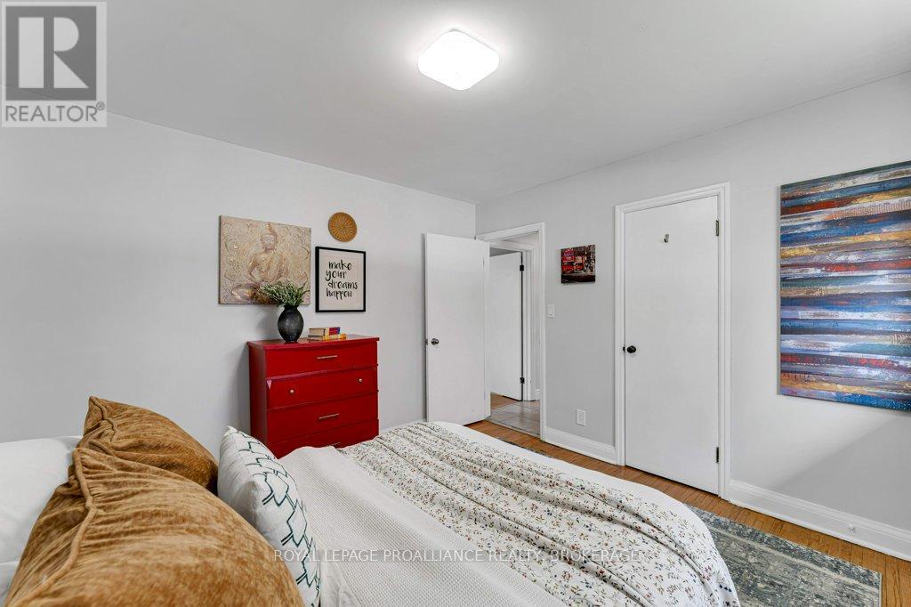 168 AVENUE ROAD - 18