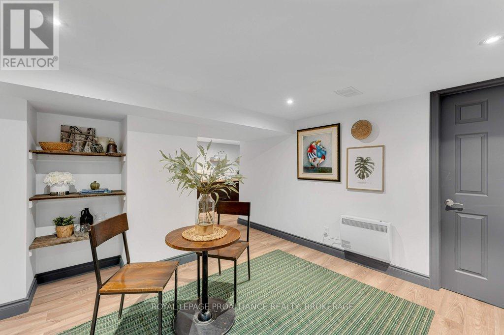168 AVENUE ROAD - 28