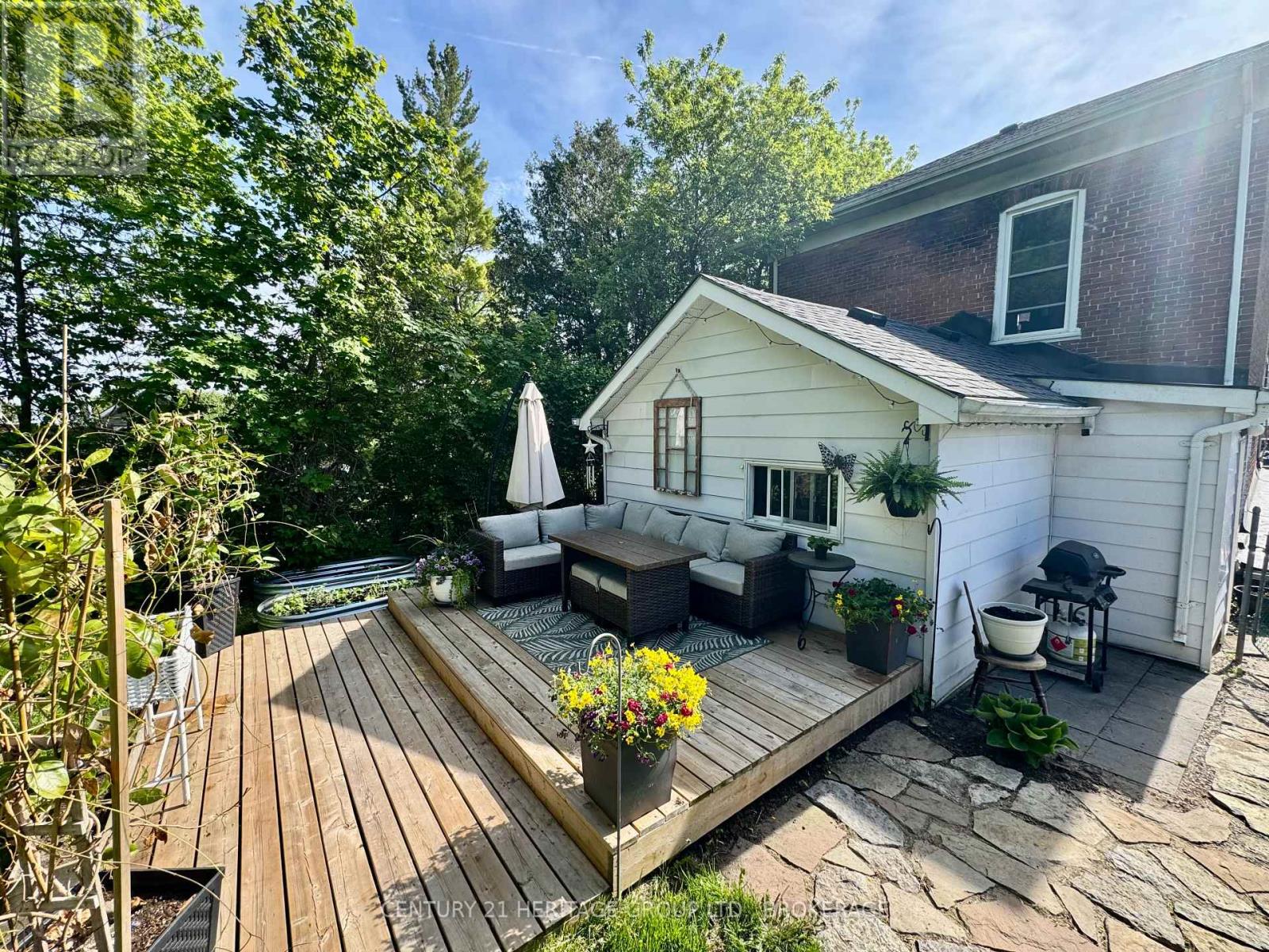 122 GREEN STREET - 13