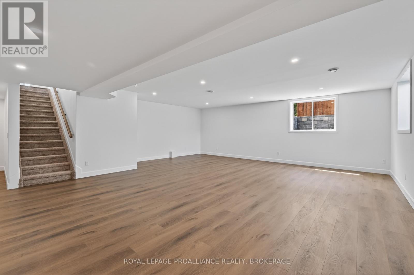 190 JEAN DRIVE - 24