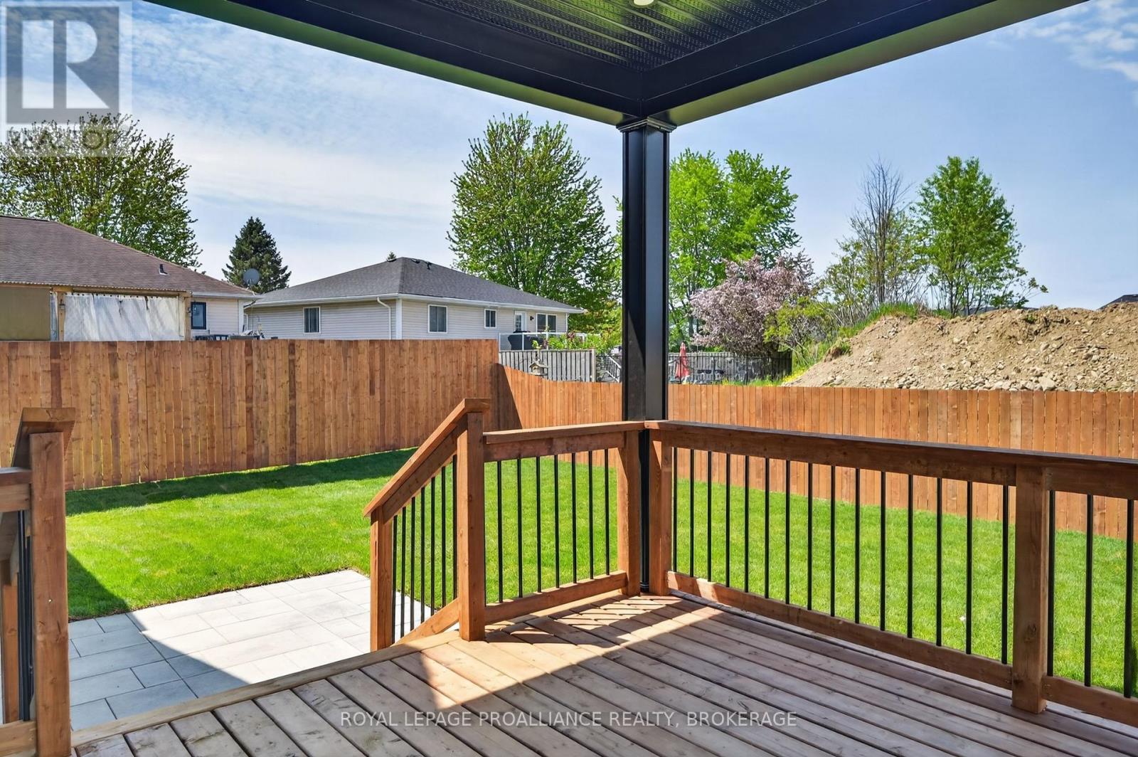 190 JEAN DRIVE - 33