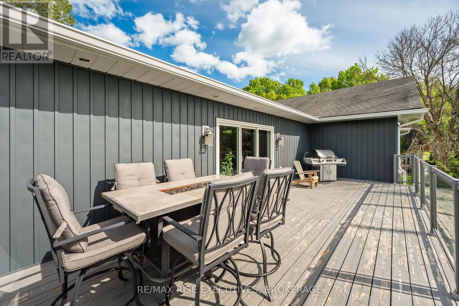 801 CAMP LANE - 11