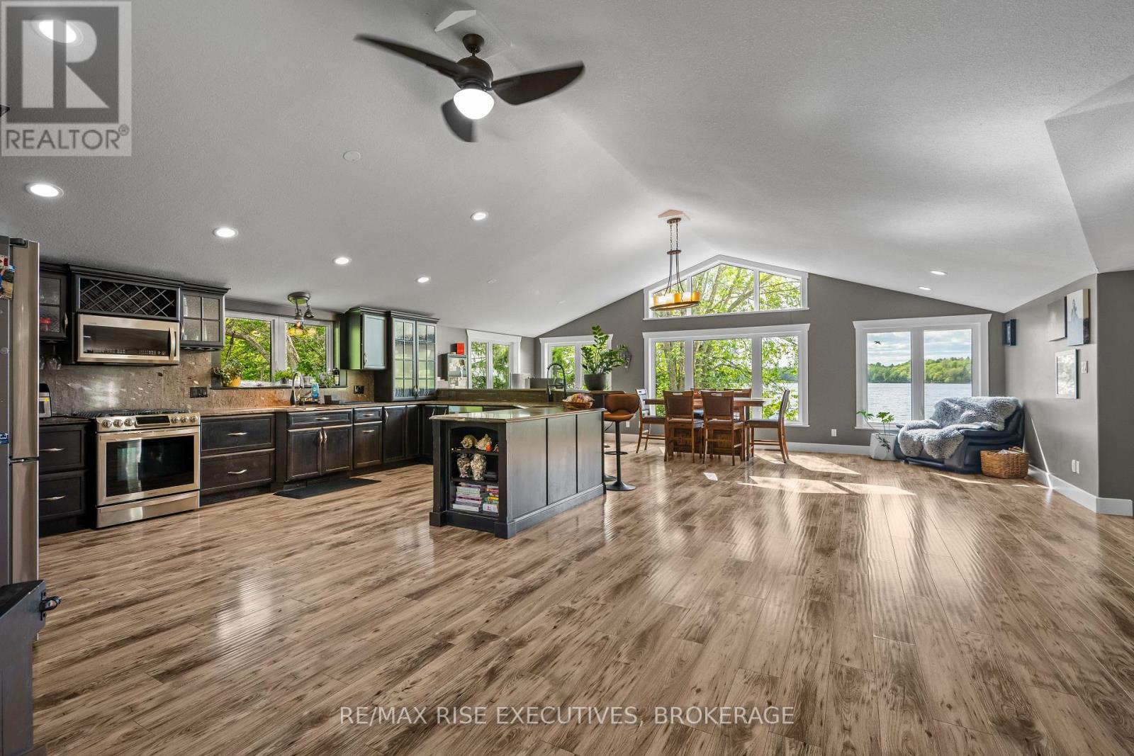 801 CAMP LANE - 21