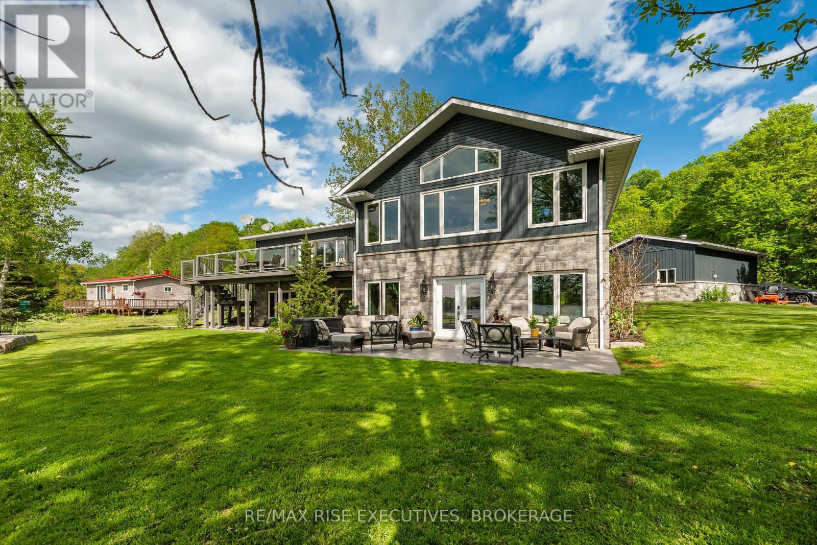 801 CAMP LANE - 5