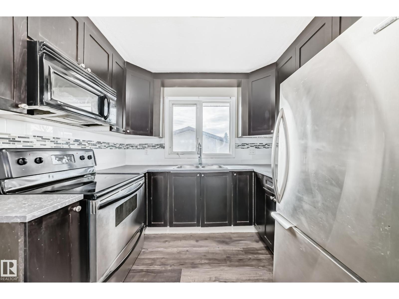 8615 42A AV NW - 4