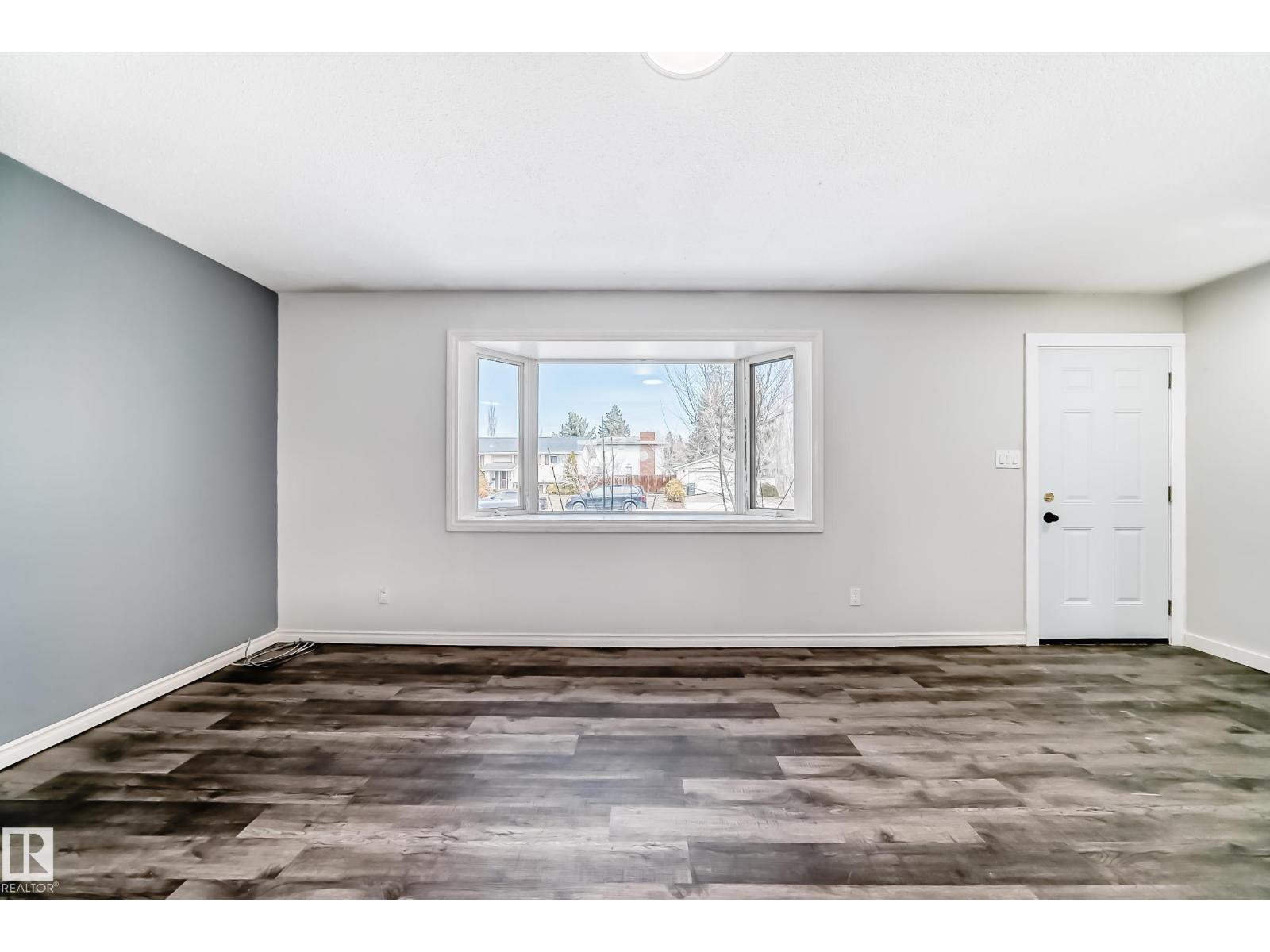 8615 42A AV NW - 13