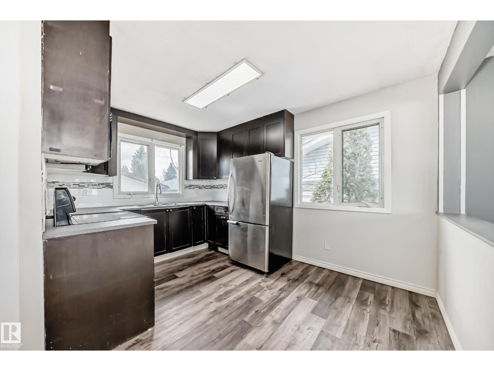 8615 42A AV NW - 7