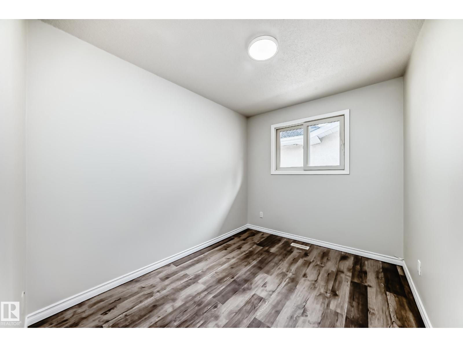 8615 42A AV NW - 19
