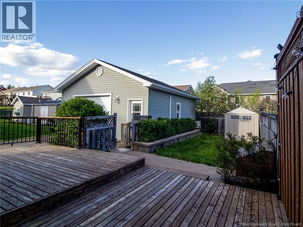 927 Mapleton Road - 24