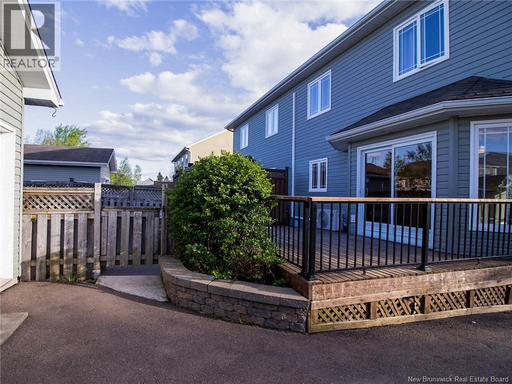 927 Mapleton Road - 26