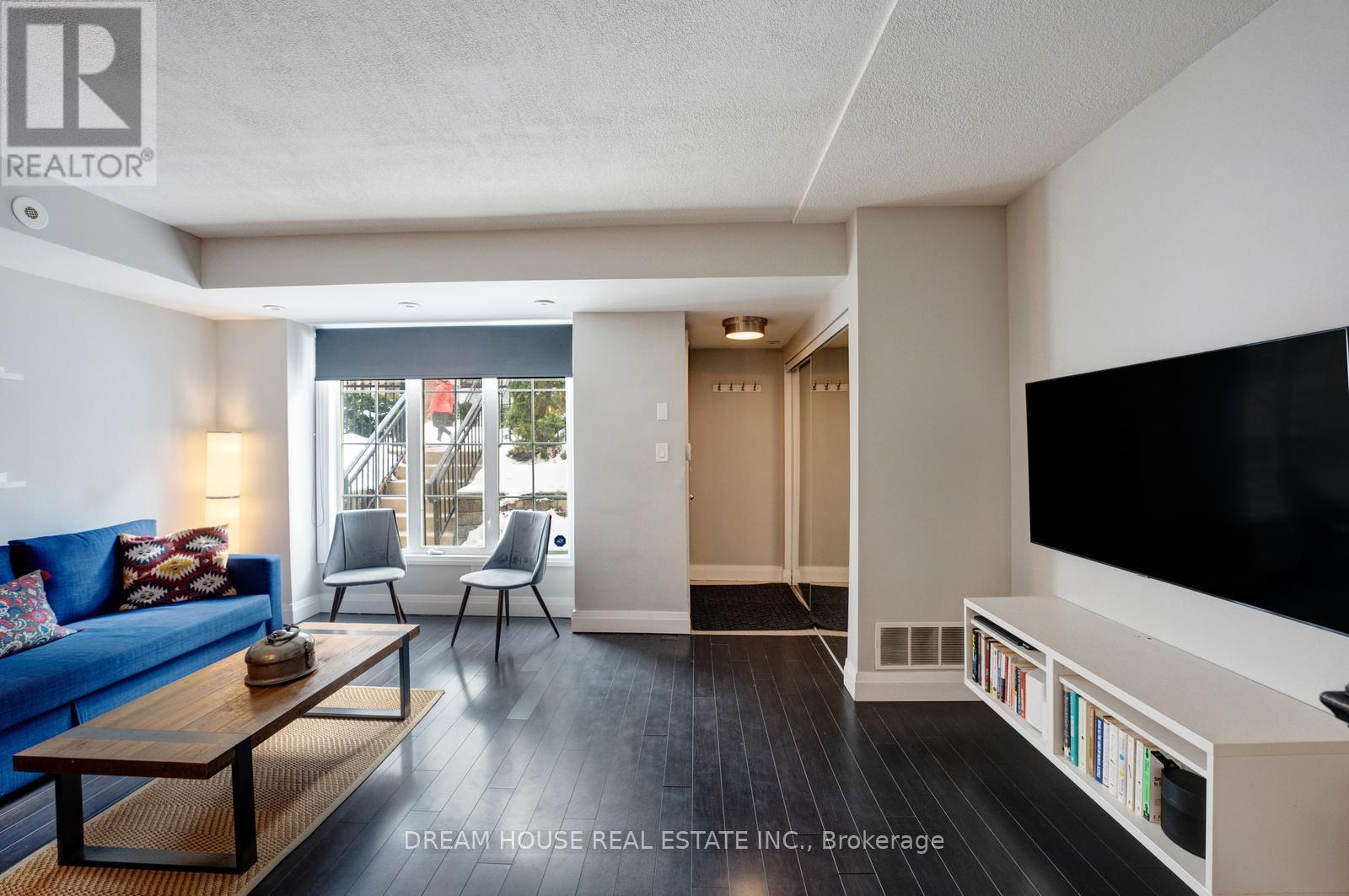 #1008 5 EVERSON DRIVE - 6