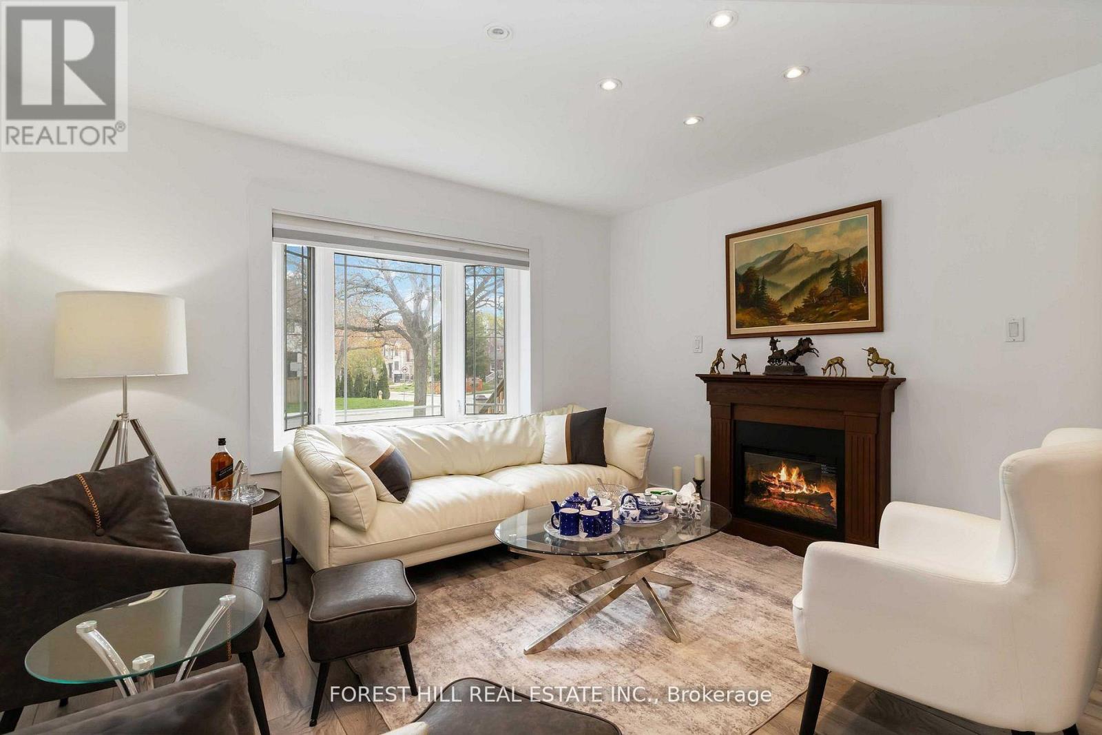 310 SENLAC ROAD - 7