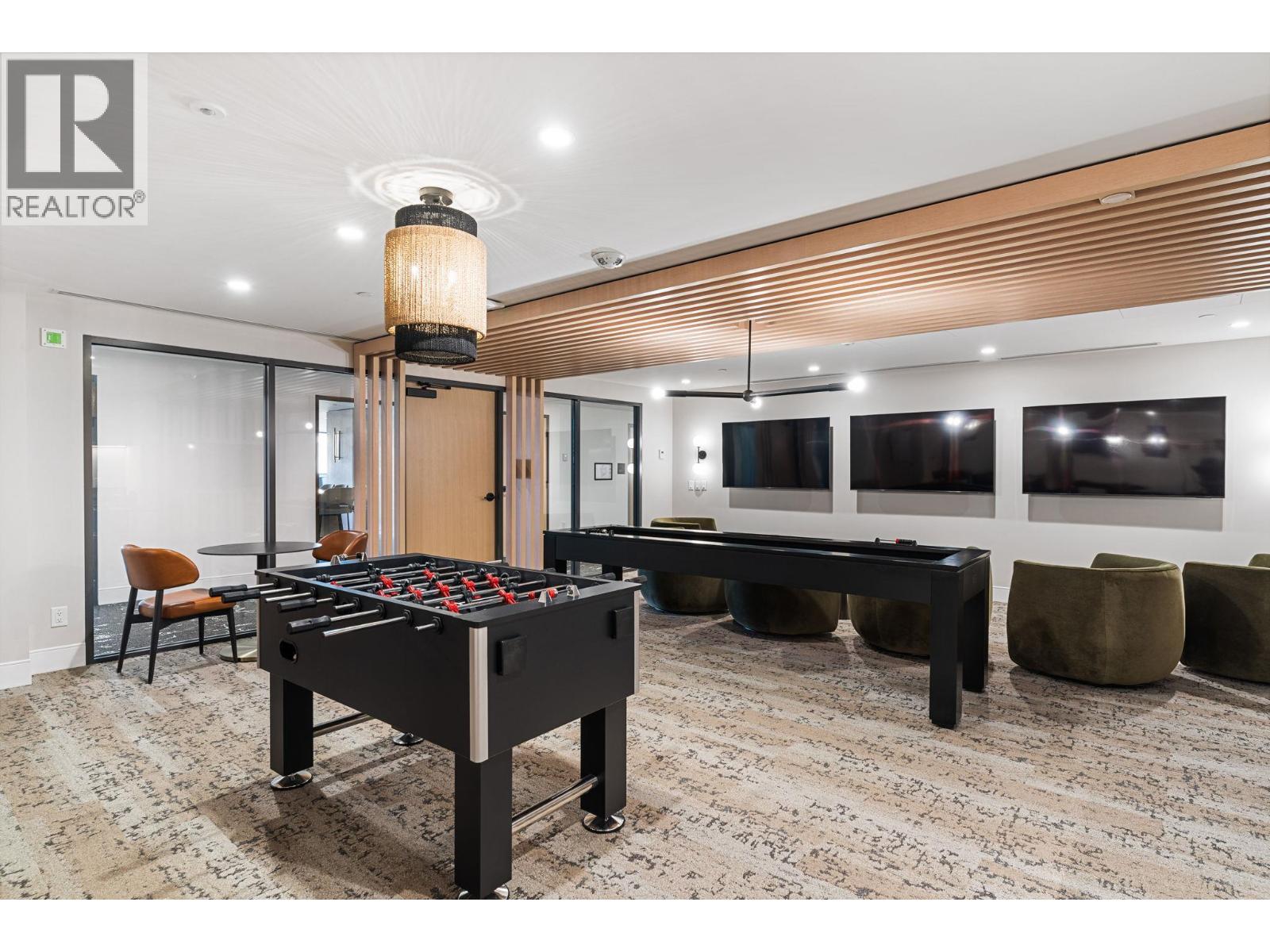 707 3340 Lakeshore Road, Kelowna