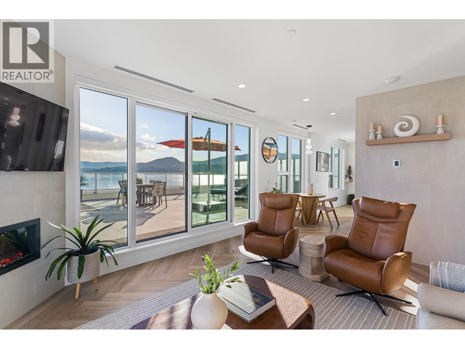 707 3340 Lakeshore Road, Kelowna