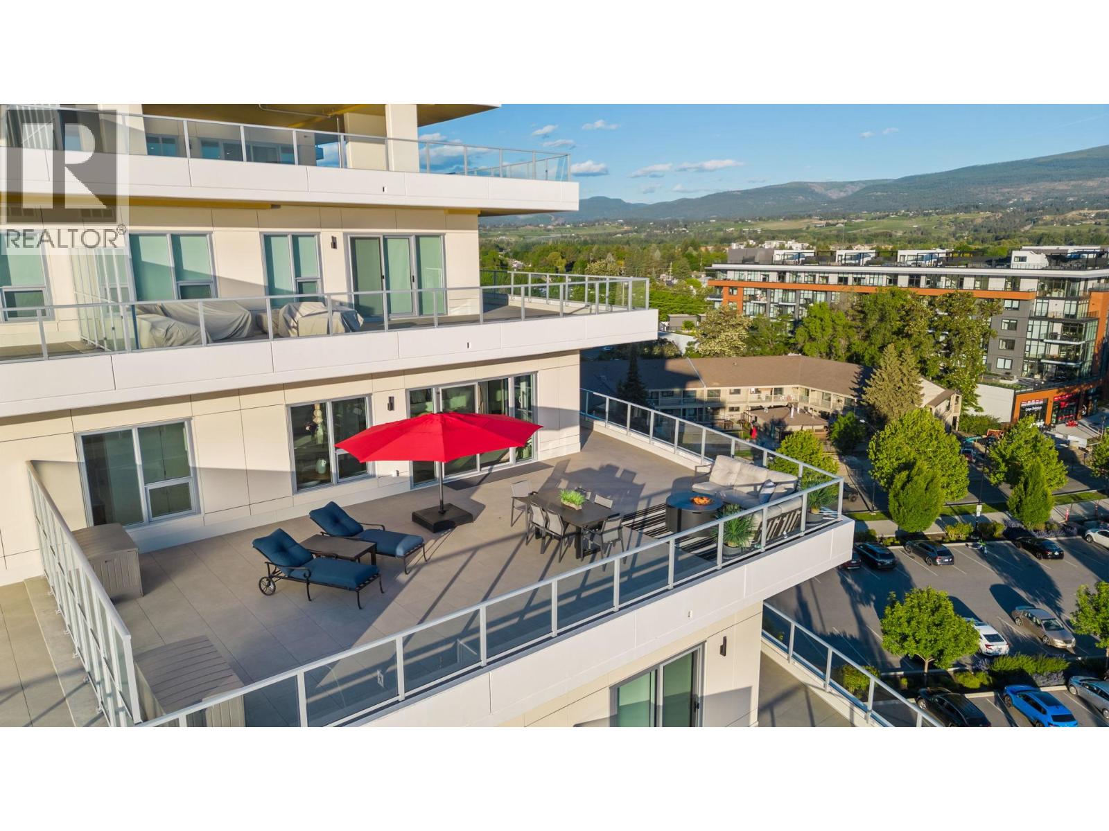 707 3340 Lakeshore Road, Kelowna