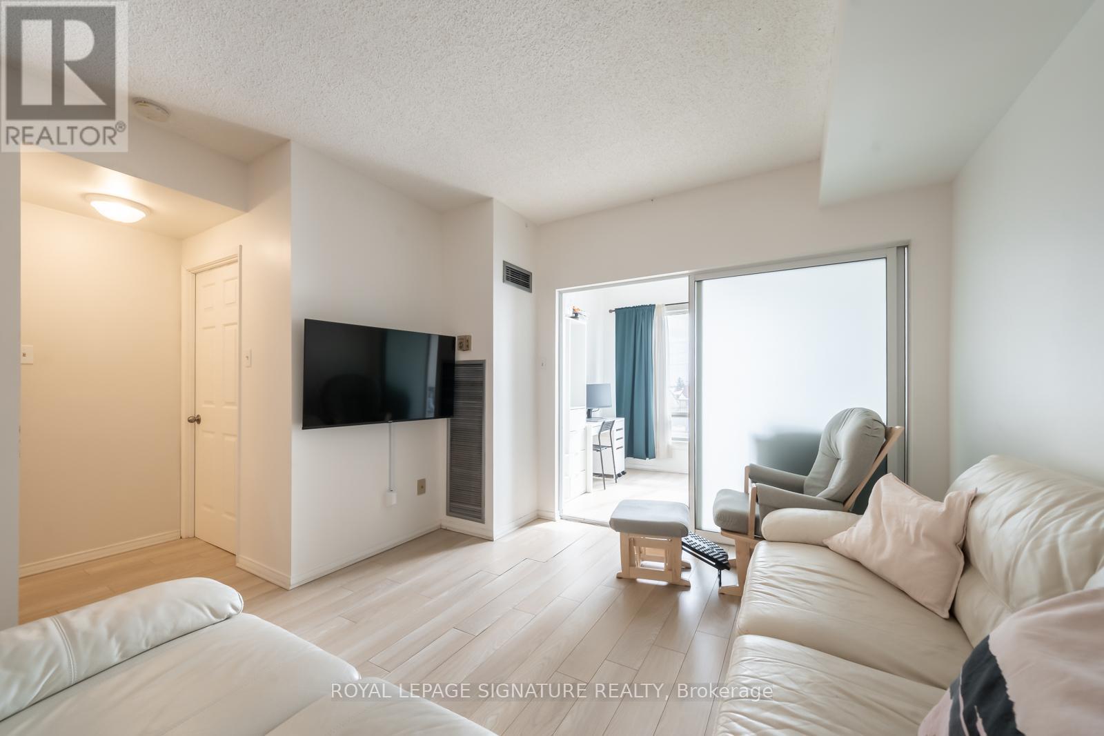 #316 5800 SHEPPARD AVENUE E - 1