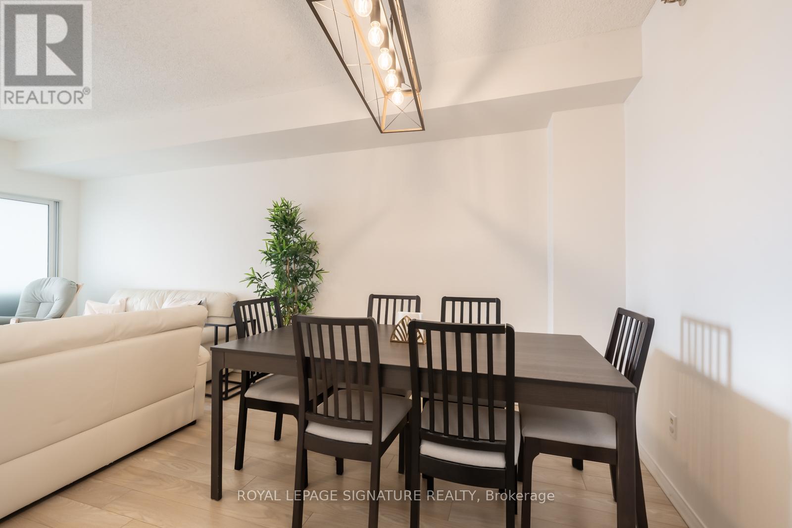 #316 5800 SHEPPARD AVENUE E - 4