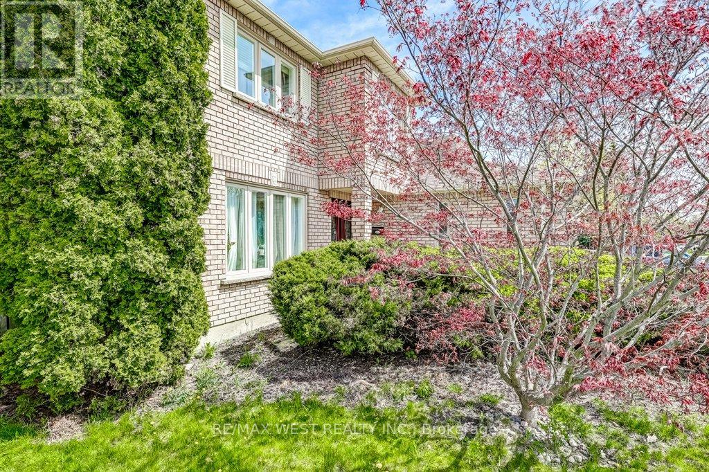 39 BRAEBROOK DRIVE - 5