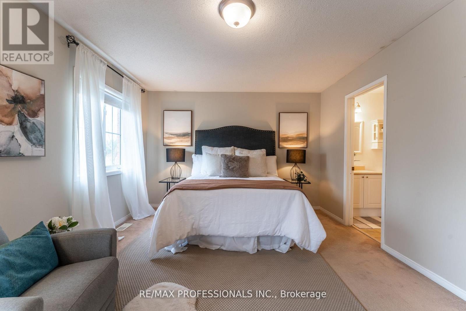 34 TANSLEY CRESCENT - 29