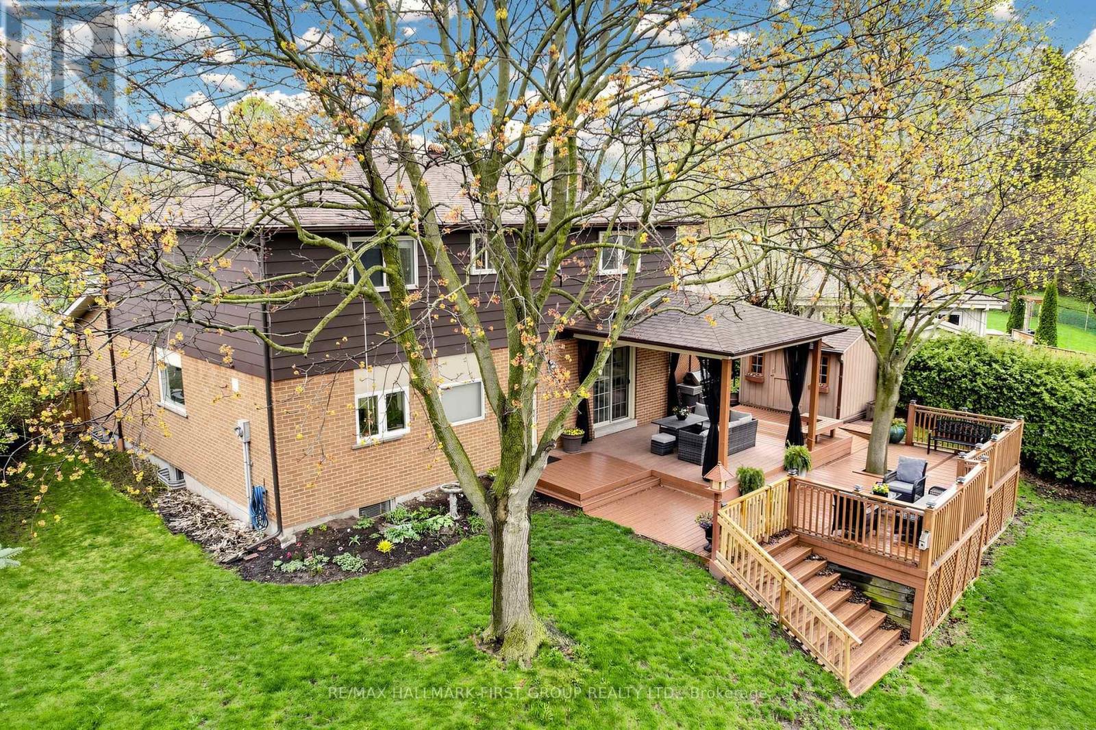 16 MCFARLANE COURT - 49