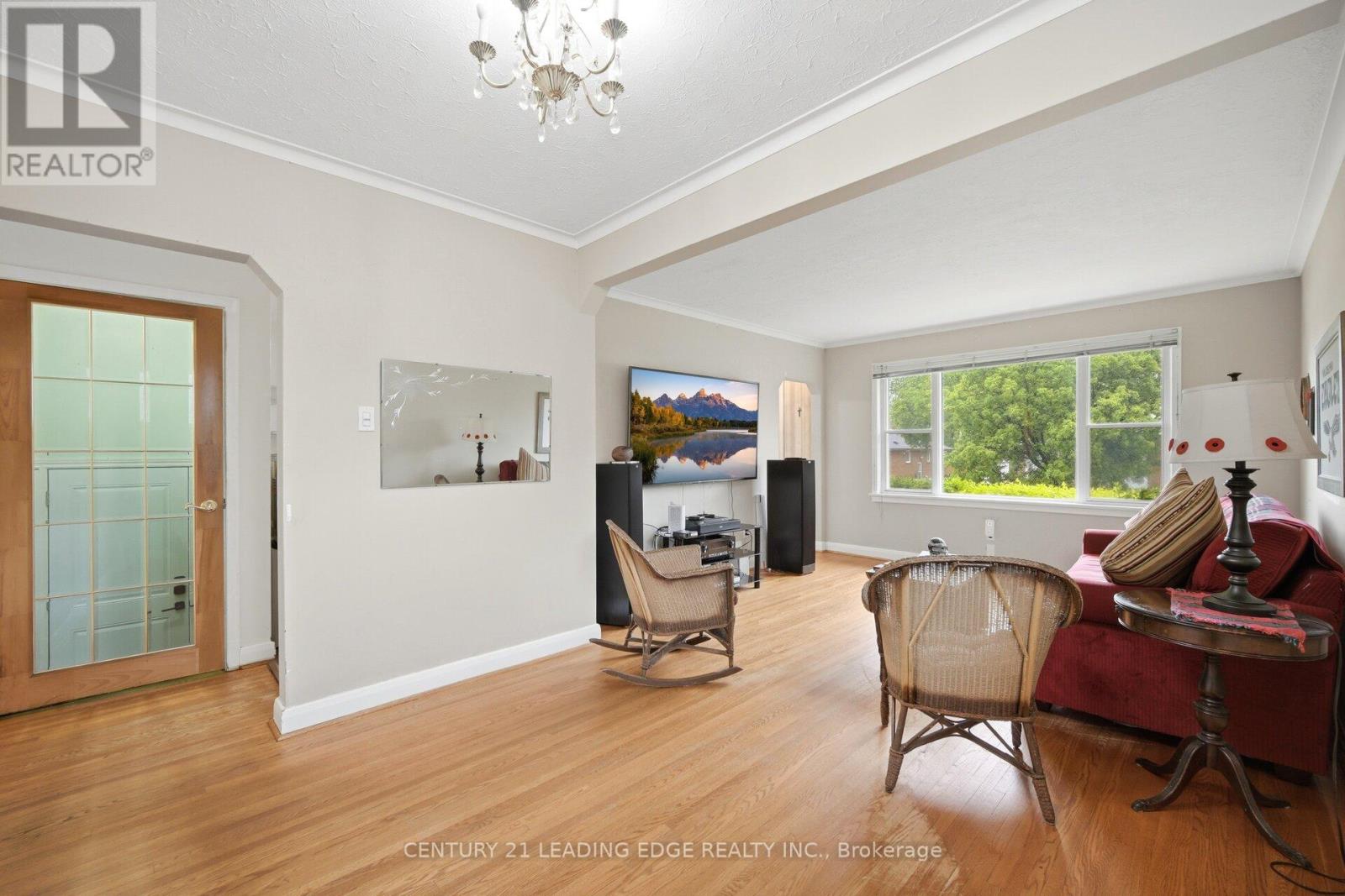54 LEWISTON ROAD - 11
