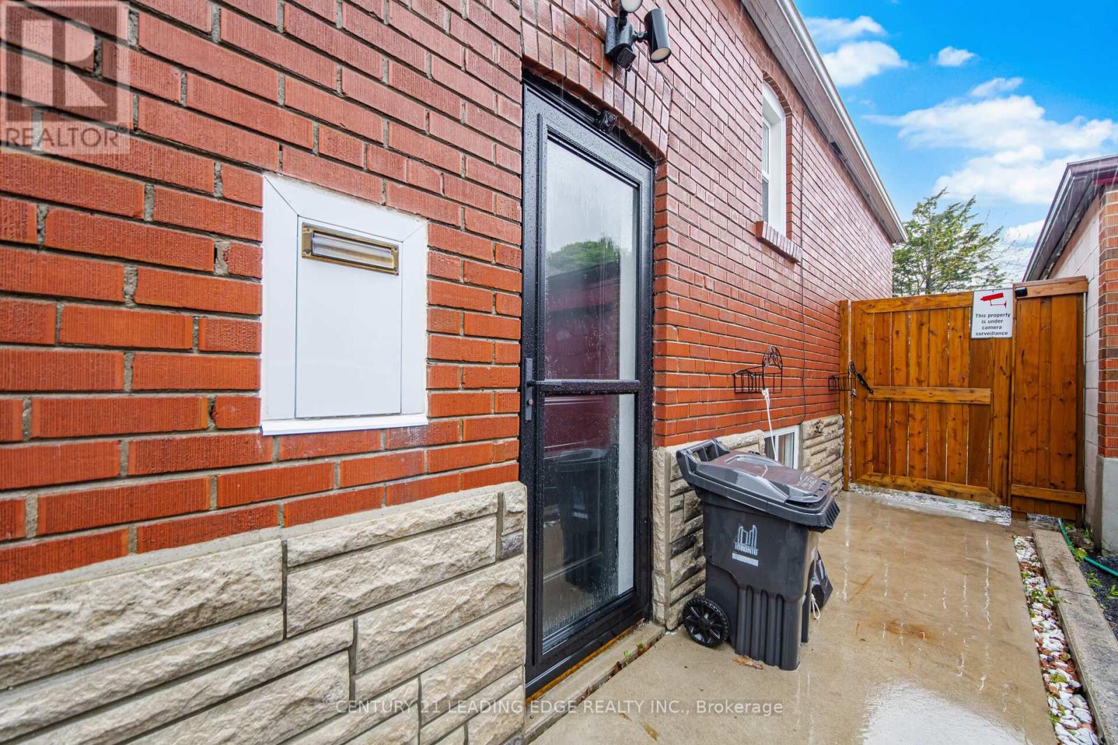 54 LEWISTON ROAD - 21