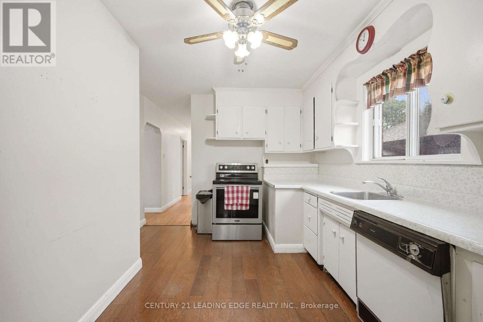 54 LEWISTON ROAD - 5