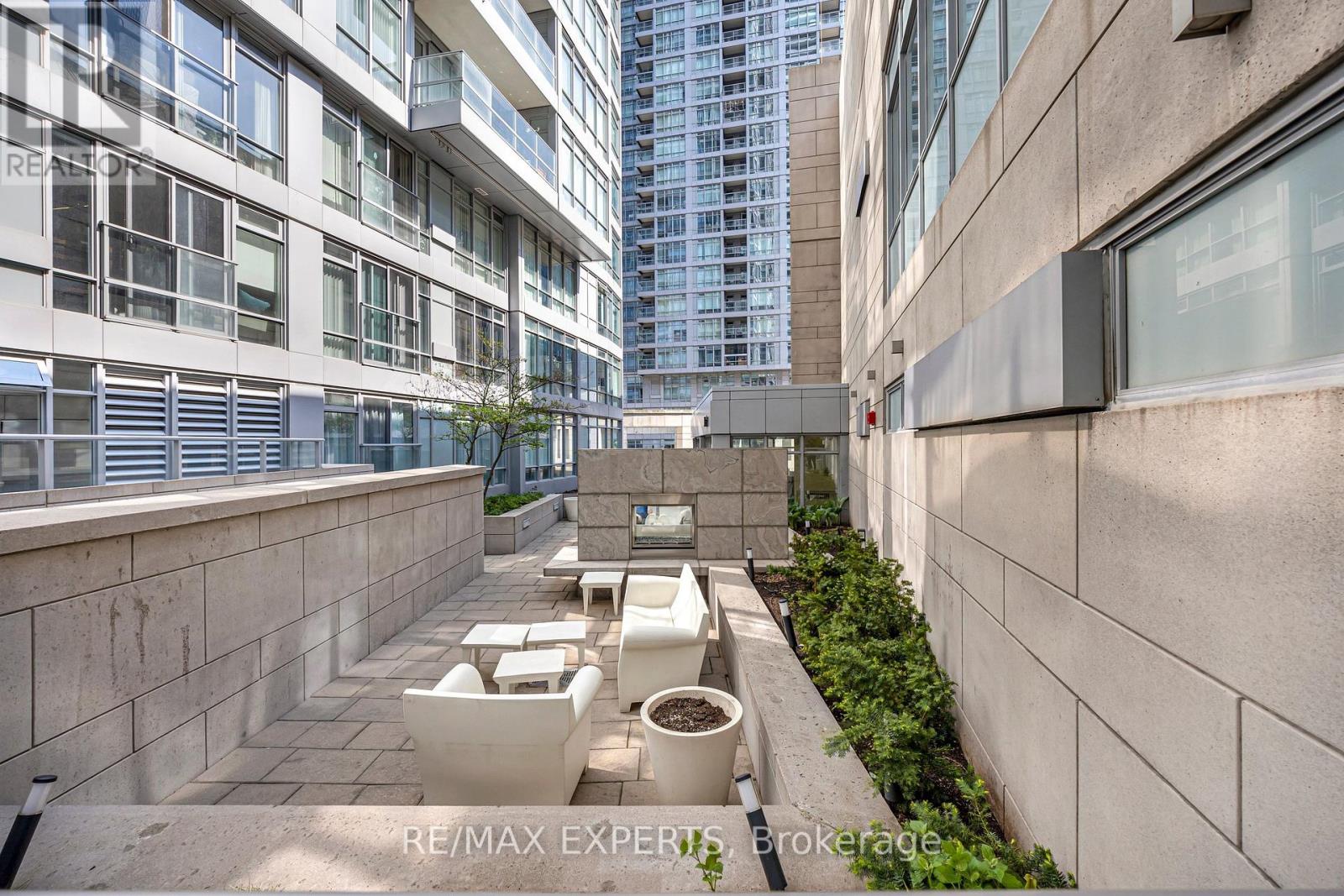#2304 2191 YONGE STREET - 36