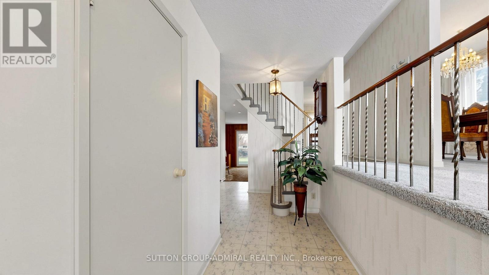 45 HOWLETT AVENUE - 17