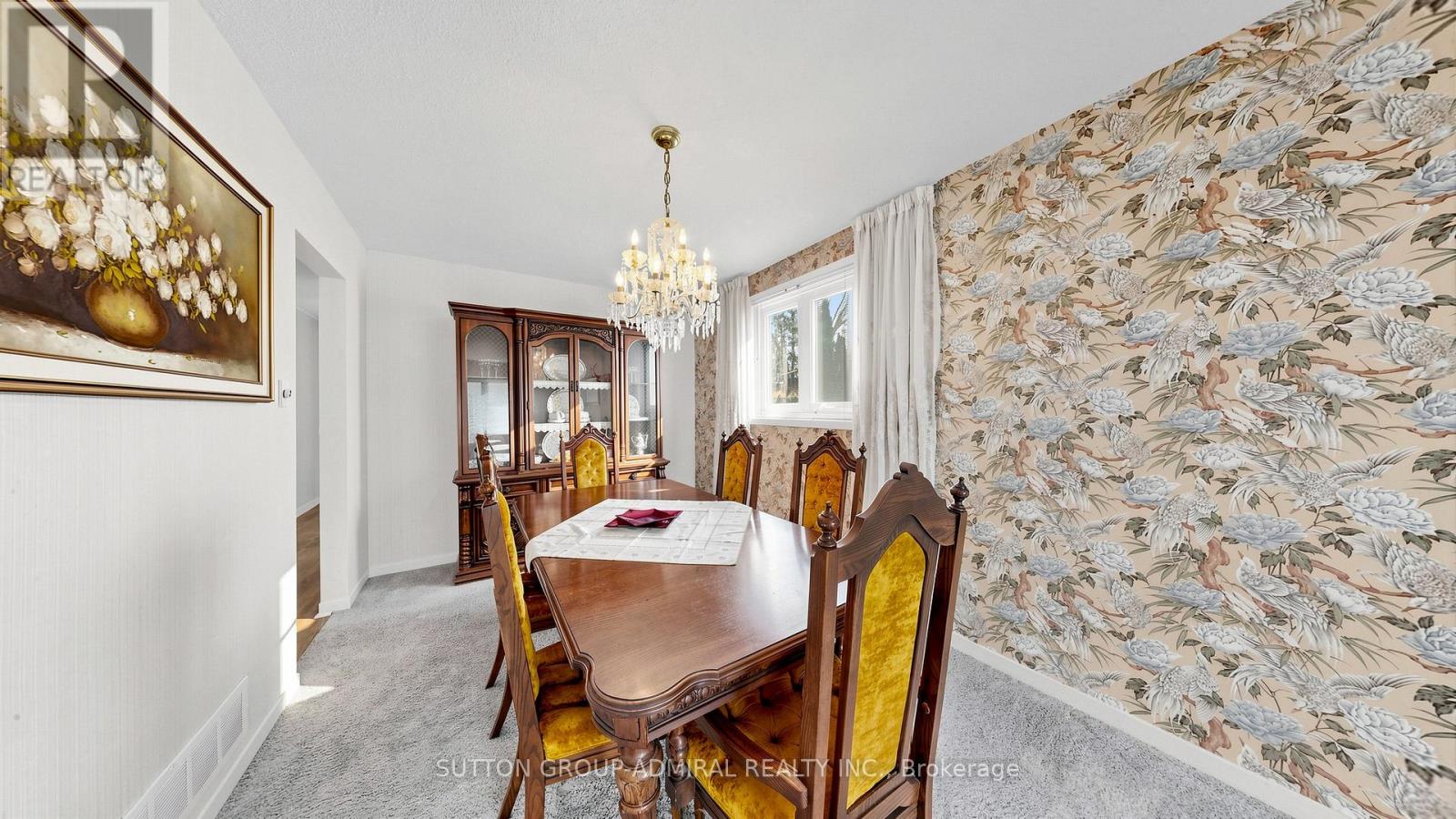 45 HOWLETT AVENUE - 24