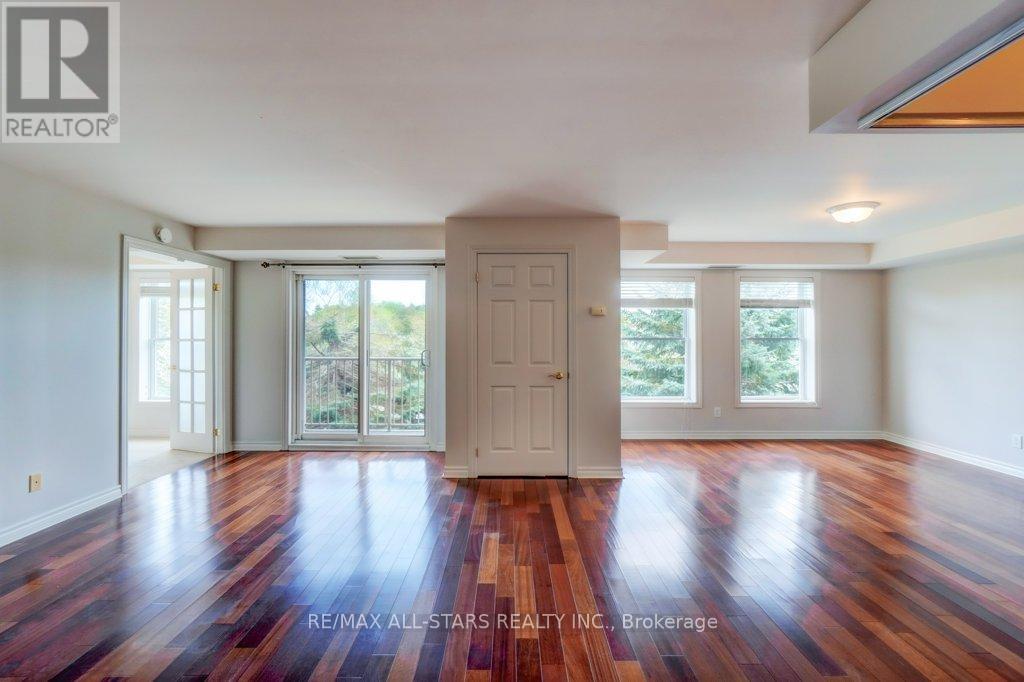 #214 22 JAMES HILL COURT - 13