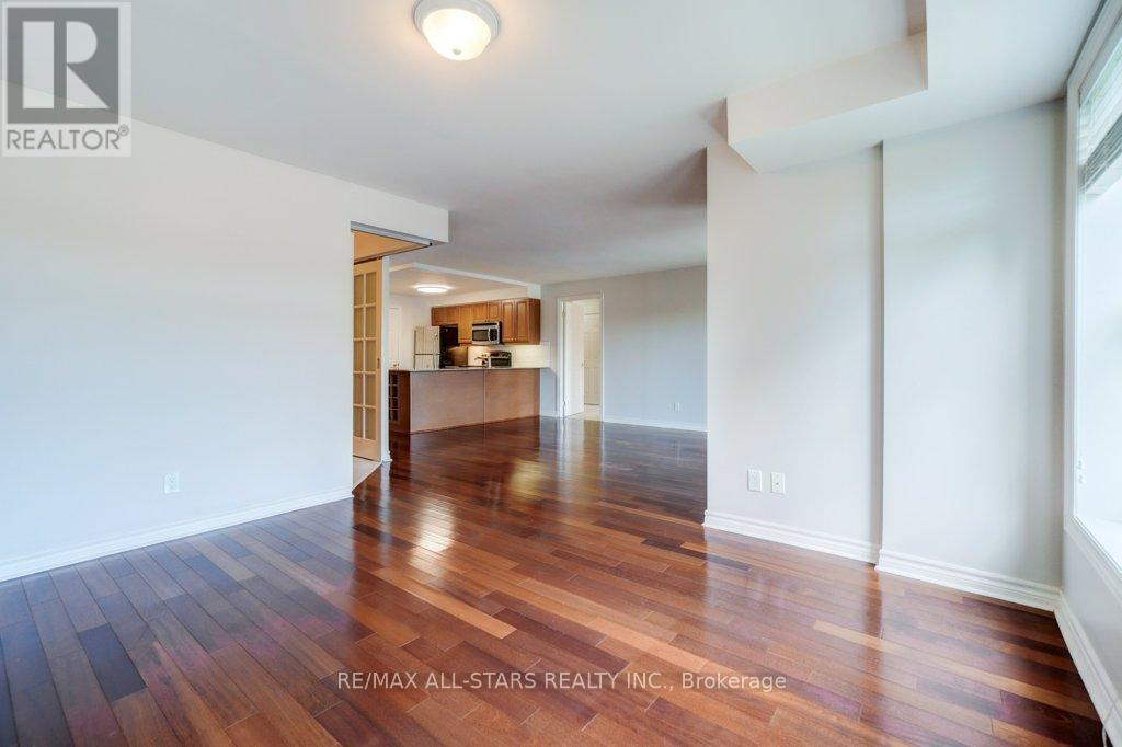 #214 22 JAMES HILL COURT - 17