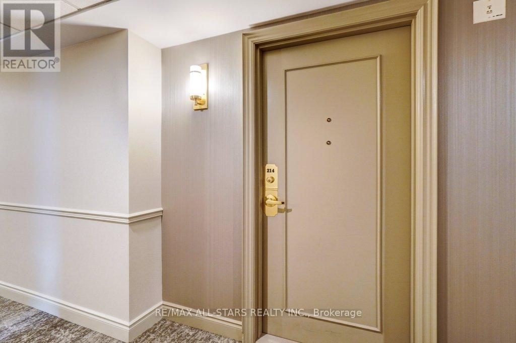 #214 22 JAMES HILL COURT - 4