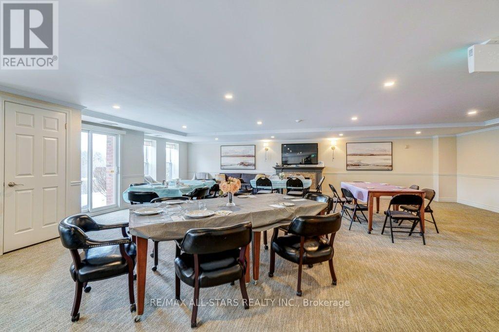 #214 22 JAMES HILL COURT - 46