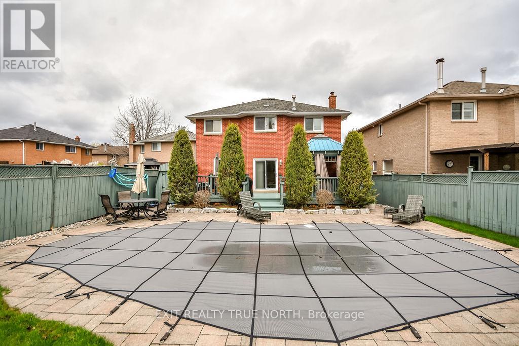 53 ETHERINGTON CRESCENT - 37