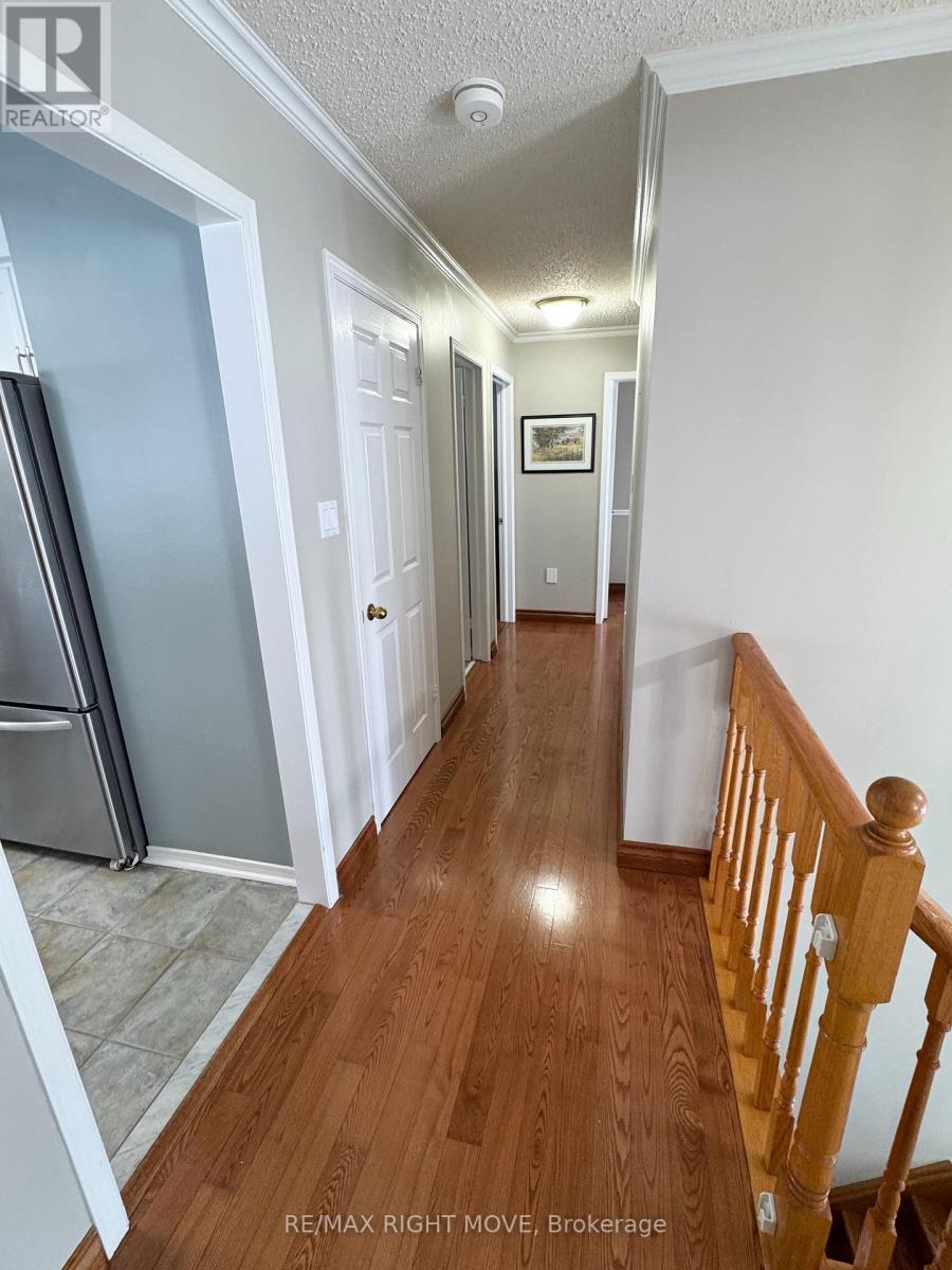 15 WATSON COURT - 11