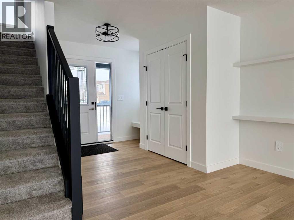7121 85 Street - Image 2