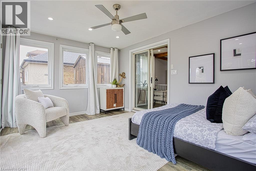 68 RIVERSIDE Drive - 14