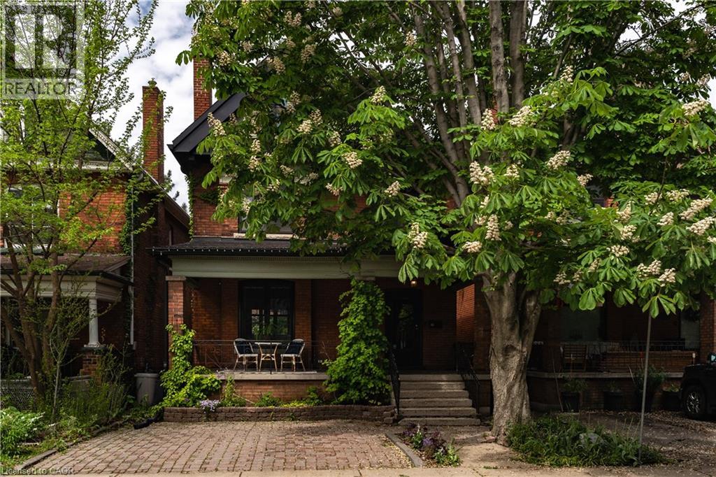 44 ST CLAIR Avenue - 1