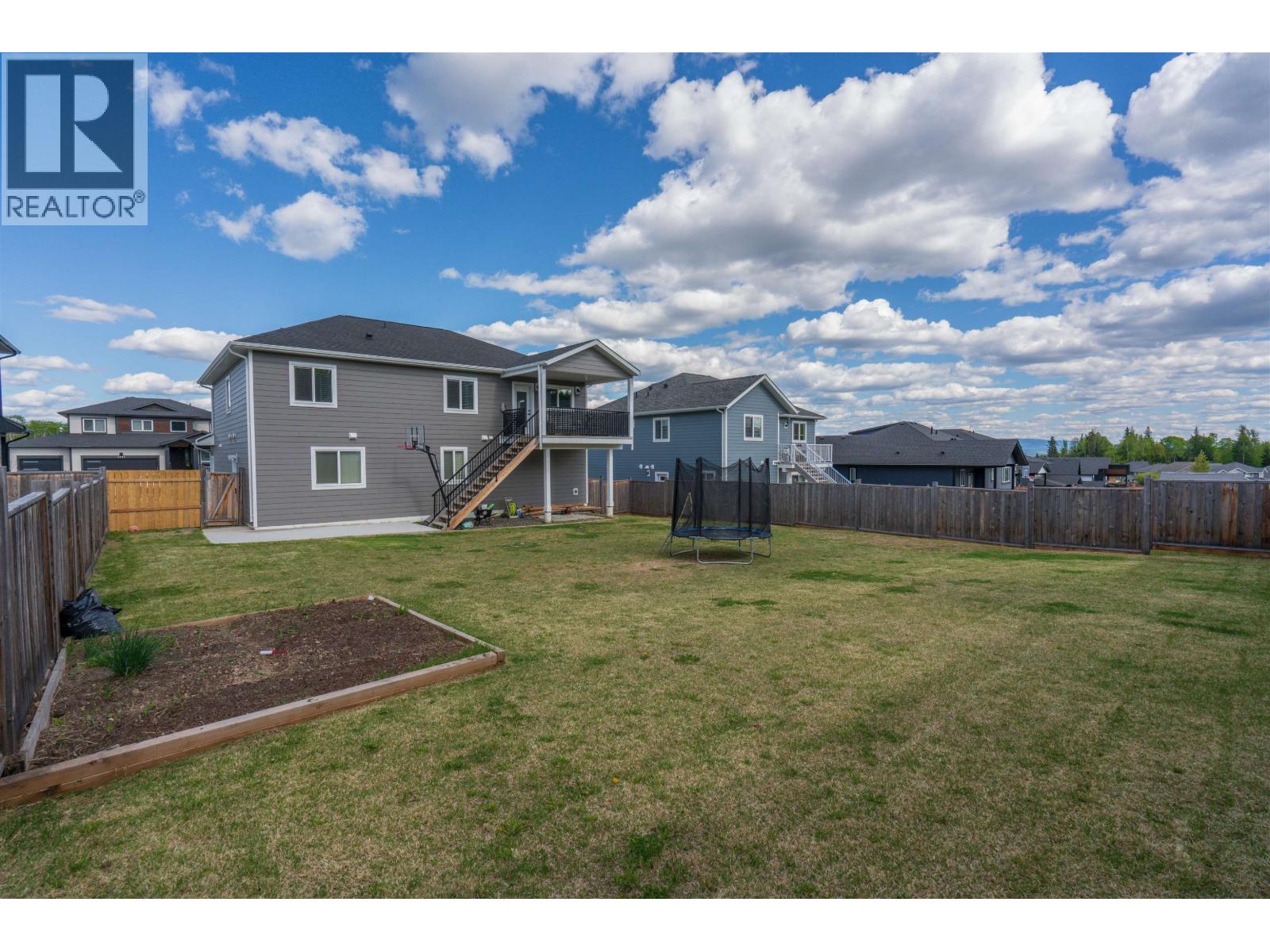 2443 ROWE STREET, Prince George